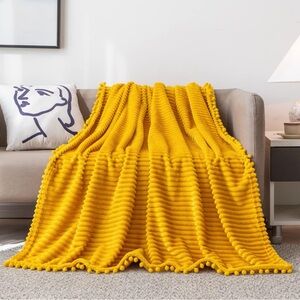 Yellow PomPom Throw Blanket &Tan, Orange, Yellow, and Green Pillow Covers NWOT